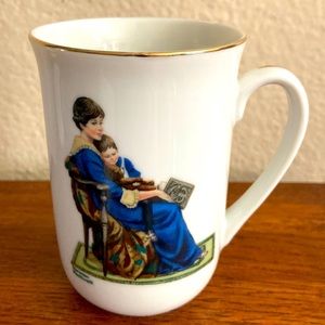 5/$10❤️❤️❤️Vintage 80s Norman Rockwell Mother Reading to her Son Mug